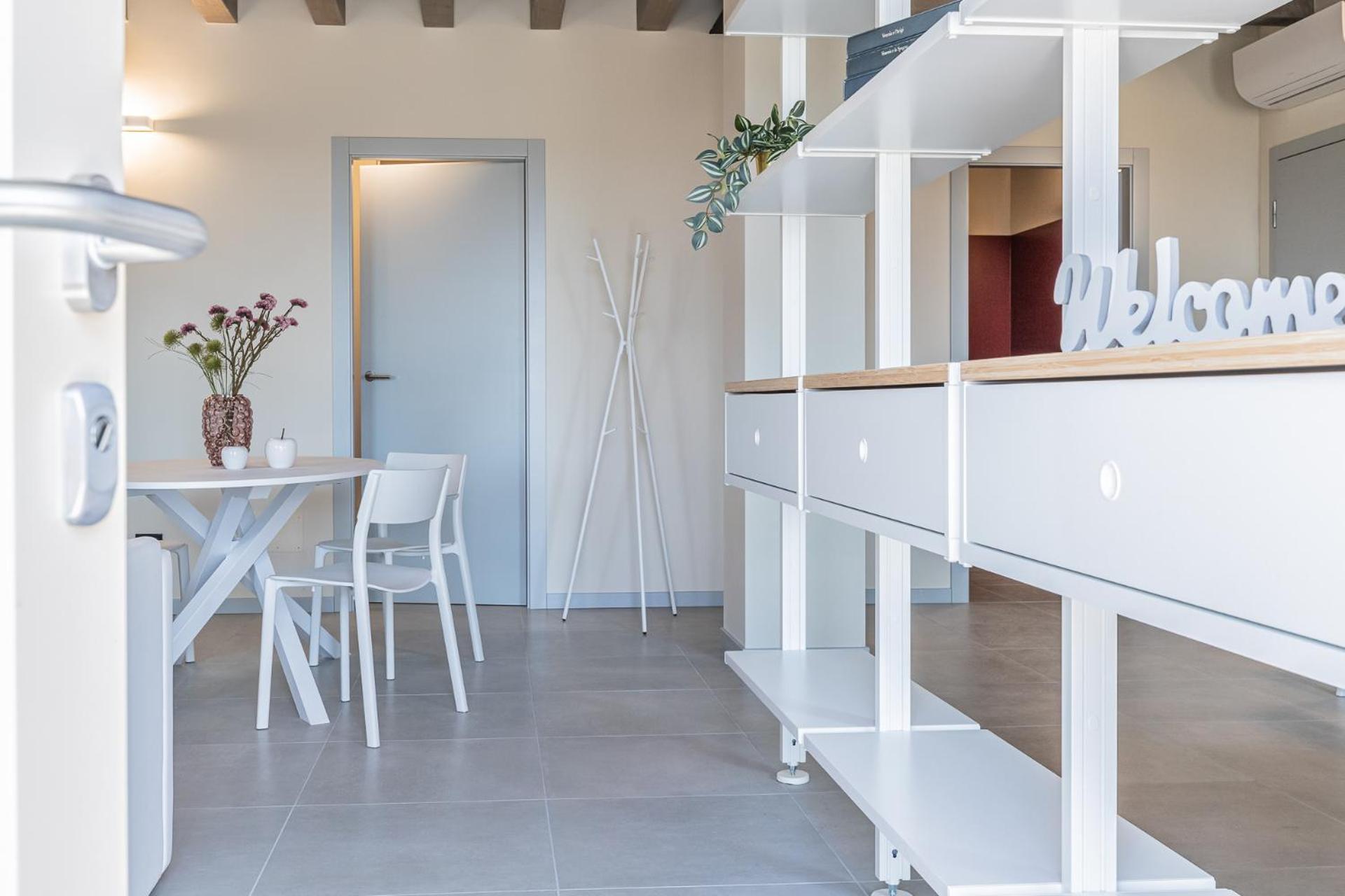 Verona Skyline Apartments - Appartamento 9D ภายนอก รูปภาพ